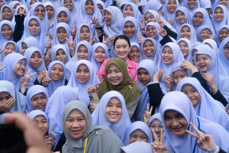 04-TH-thaksin2.jpg 04-TH-thaksin2.jpg