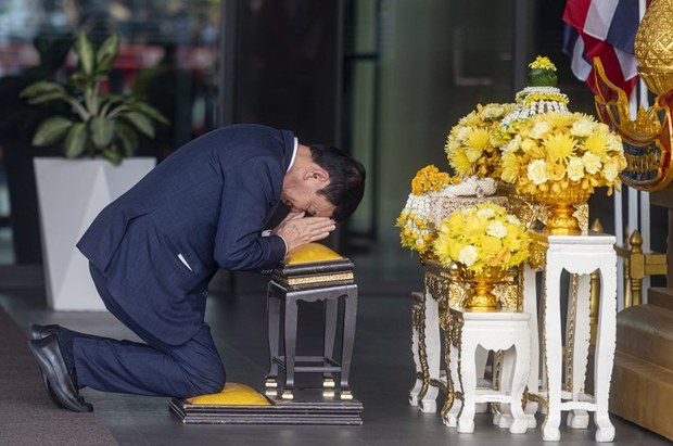 From hospital bed, former Thai PM Thaksin requests royal pardon From hospital bed, former Thai PM Thaksin requests royal pardon