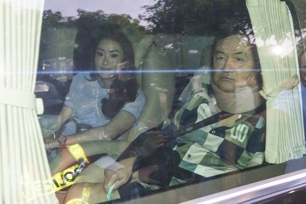 Thai ex-PM Thaksin walks free, but ‘at a cost’ Thai ex-PM Thaksin walks free, but ‘at a cost’