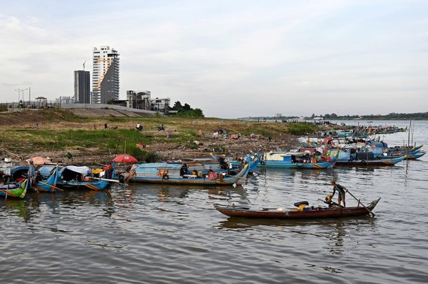 Chinese reservoirs have more water than ever as lower Mekong suffered Chinese reservoirs have more water than ever as lower Mekong suffered