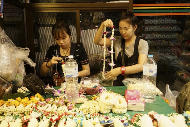 flowermarket2-1000.jpg