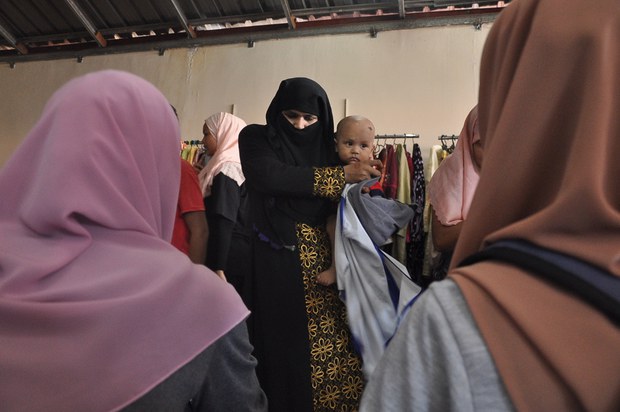 160622-rohingya-ramadan-2.jpg