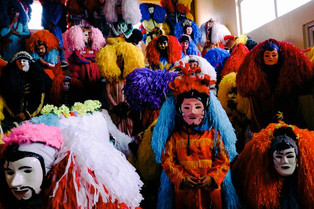 20230403-general-luna-colorful costumes.jpg