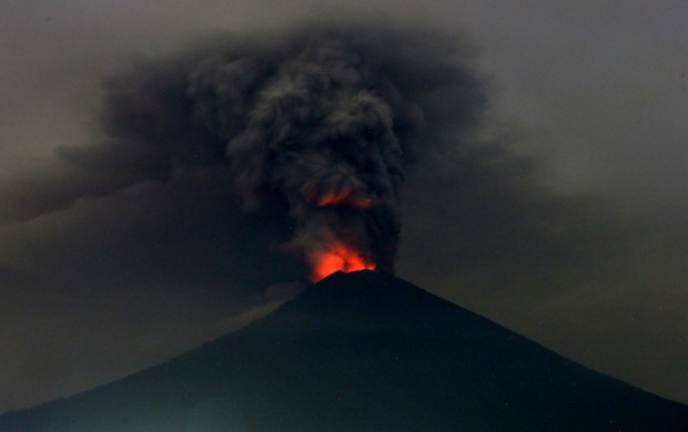 171127-ID-volcano1.jpg