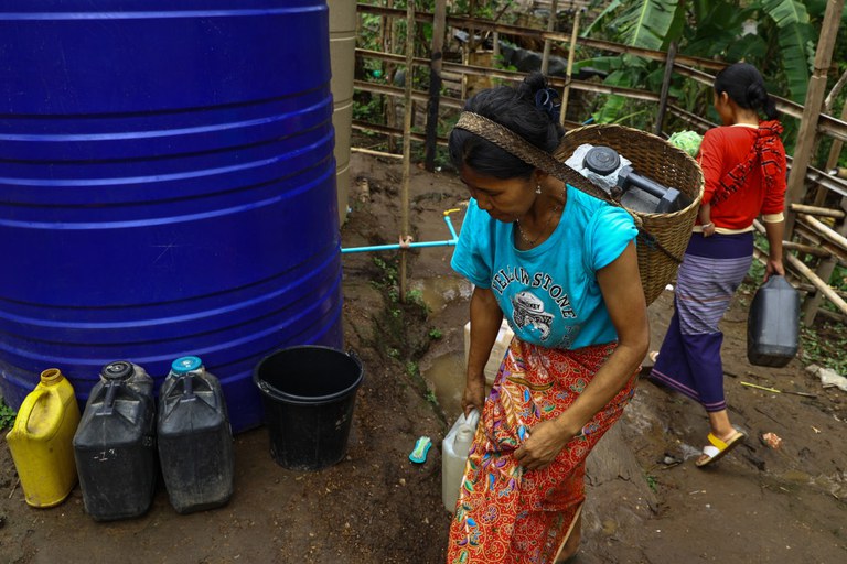 TH-MN-village-slideshow3.JPG TH-MN-village-slideshow3.JPG