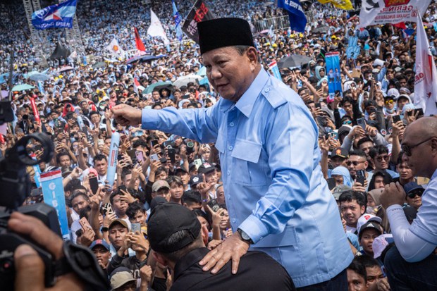 Defisit anggaran hantui program makan siang gratis Prabowo Defisit anggaran hantui program makan siang gratis Prabowo