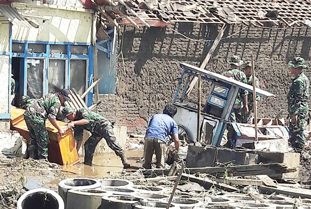 160921_ID_Flood_1000.jpg 160921_ID_Flood_1000.jpg