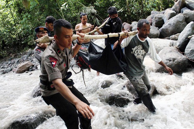 160516_ID_Flood_1000.jpg 160516_ID_Flood_1000.jpg