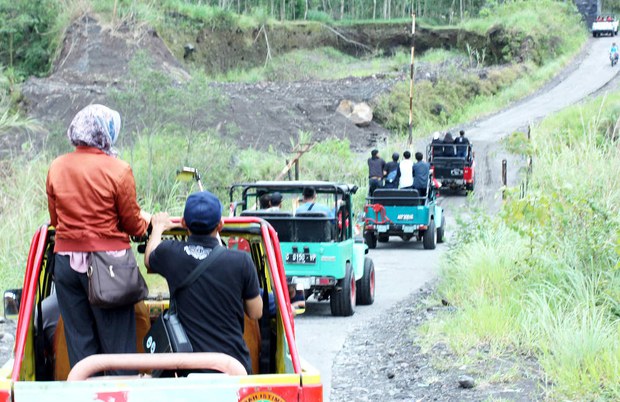 171226_ID_Merapi_1000.jpg 171226_ID_Merapi_1000.jpg