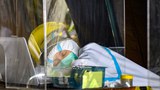 Indonesia Kembali Laporkan Kasus Kematian Harian Tertinggi COVID-19