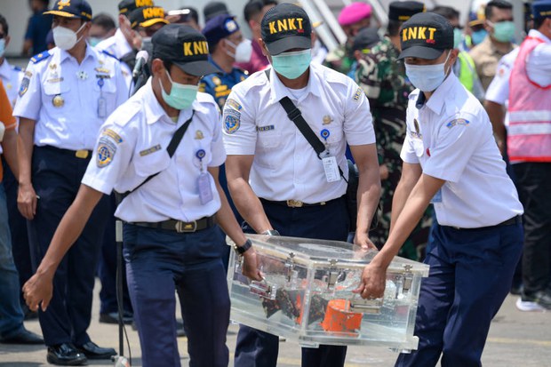 Perekam Suara Kokpit Sriwijaya Air 182 Ditemukan Perekam Suara Kokpit Sriwijaya Air 182 Ditemukan
