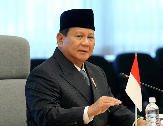 Gelombang dukungan partai politik ke Prabowo: Antara berkah dan kutukan Gelombang dukungan partai politik ke Prabowo: Antara berkah dan kutukan