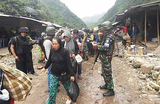 171117_ID_Papua_1000.jpg 171117_ID_Papua_1000.jpg