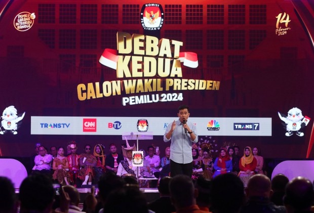 Debat calon wakil presiden: Gibran janji lanjutkan program strategis Jokowi Debat calon wakil presiden: Gibran janji lanjutkan program strategis Jokowi