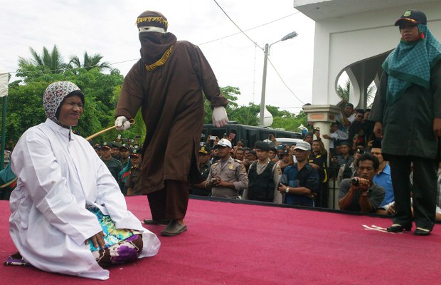 150612_ID_HUKUM_CAMUK_ACEH_700.jpg 150612_ID_HUKUM_CAMUK_ACEH_700.jpg