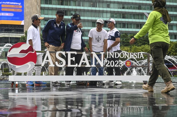 Indonesia akan gunakan diplomasi lunak selesaikan krisis di Myanmar Indonesia akan gunakan diplomasi lunak selesaikan krisis di Myanmar