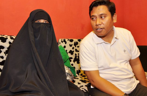 150824_ID_POSO_WIFE_620.jpg 150824_ID_POSO_WIFE_620.jpg