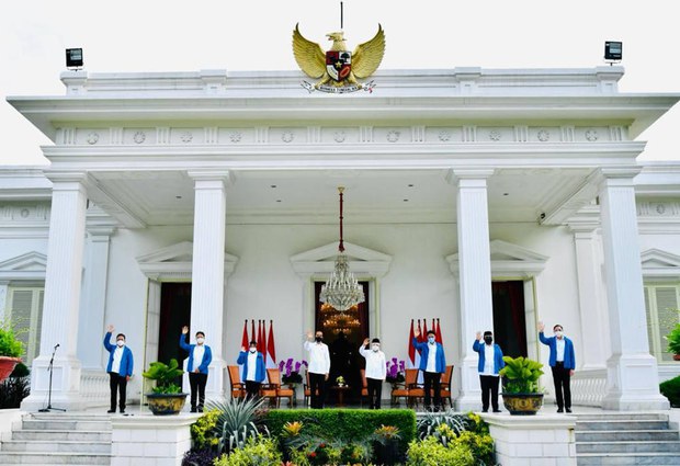 Jokowi Umumkan Perombakan Jabatan Enam Menteri Jokowi Umumkan Perombakan Jabatan Enam Menteri