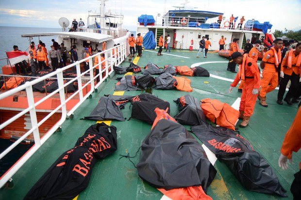 151225_ID_BOAT_620.jpg 151225_ID_BOAT_620.jpg