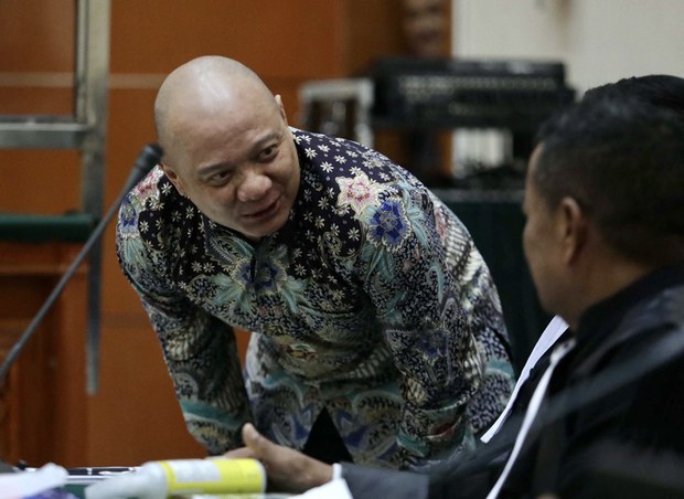 Mantan Kapolda Sumatra Barat dihukum penjara seumur hidup atas kasus jual beli narkotika Mantan Kapolda Sumatra Barat dihukum penjara seumur hidup atas kasus jual beli narkotika