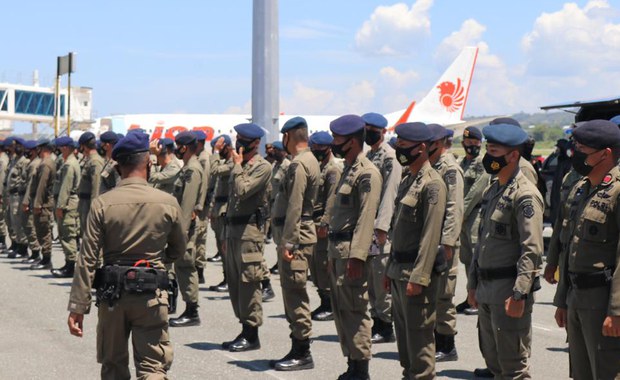 Kerahkan Hampir 1400 Personel untuk Buru 4 Buronan MIT, Pemerintah Disebut Pemborosan Sumber Daya Kerahkan Hampir 1400 Personel untuk Buru 4 Buronan MIT, Pemerintah Disebut Pemborosan Sumber Daya