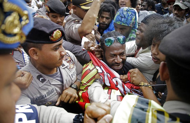 180206_ID_Papua_1000.jpg 180206_ID_Papua_1000.jpg