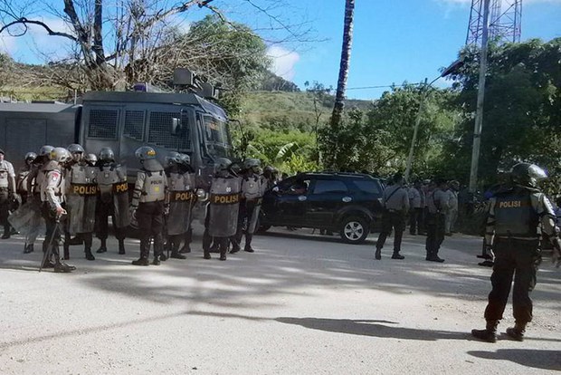 160427_ID_Papua_1000a.jpg 160427_ID_Papua_1000a.jpg