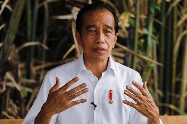 Survei: Jokowi Masih Populer di Tengah Persepsi Menurunnya Demokrasi, Ekonomi Survei: Jokowi Masih Populer di Tengah Persepsi Menurunnya Demokrasi, Ekonomi