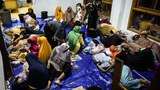 Ratusan pengungsi Rohingya melarikan diri dari tempat penampungan di Aceh