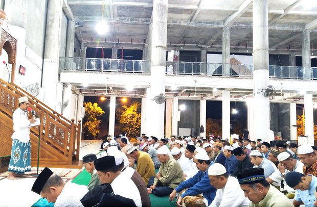 190305_ID_MuslimSalat_1000.jpg 190305_ID_MuslimSalat_1000.jpg