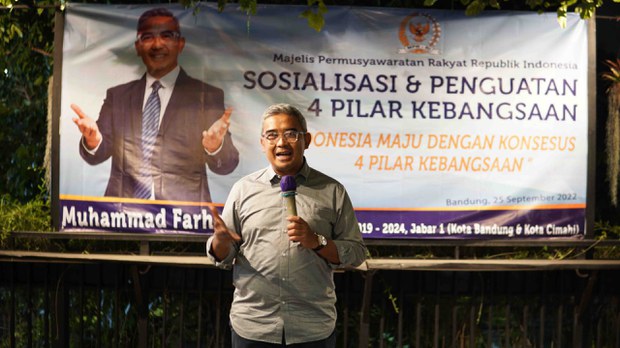 Antara kualitas dan popularitas: Selebritas ikut berebut suara pada Pemilu 2024 Antara kualitas dan popularitas: Selebritas ikut berebut suara pada Pemilu 2024