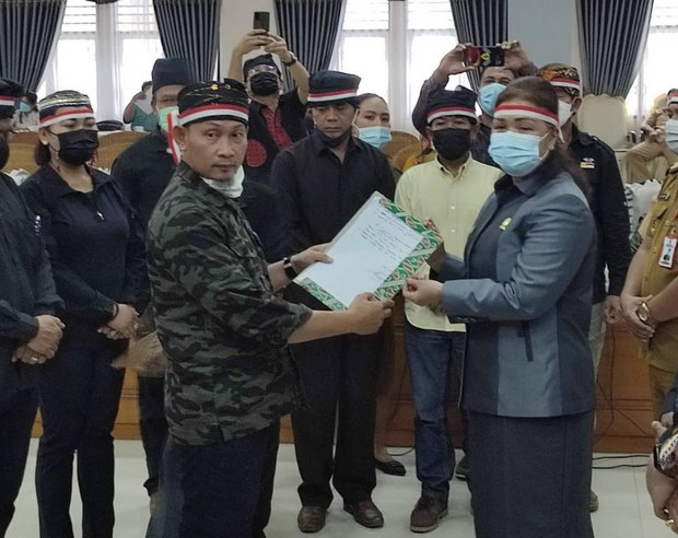 4 Penduduk Dibunuh, Warga Poso Minta Jokowi Tindak Mujahidin Indonesia Timur 4 Penduduk Dibunuh, Warga Poso Minta Jokowi Tindak Mujahidin Indonesia Timur