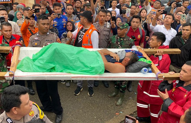Korban tewas tanah longsor Bone Bolango terus bertambah, puluhan lainnya hilang Korban tewas tanah longsor Bone Bolango terus bertambah, puluhan lainnya hilang