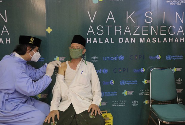 Pasokan Terhambat, Indonesia Negosiasi Dosis Vaksin Tambahan dari Cina, AS Pasokan Terhambat, Indonesia Negosiasi Dosis Vaksin Tambahan dari Cina, AS