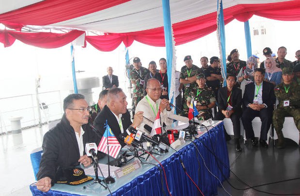 ID_MY_PH_patrols2_620.jpg ID_MY_PH_patrols2_620.jpg