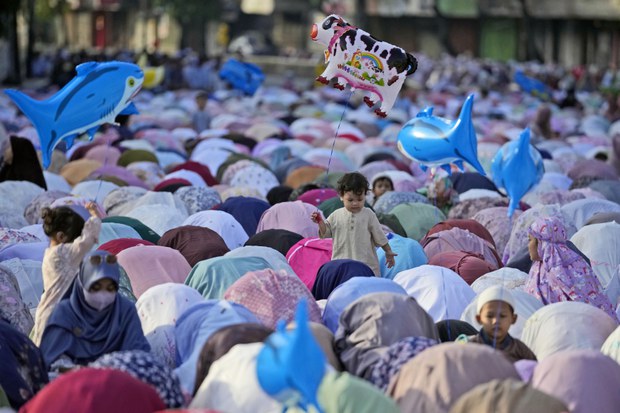 IF-anak-balon.jpg
