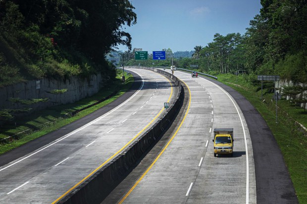 FOTO_7_emptystreet.jpg