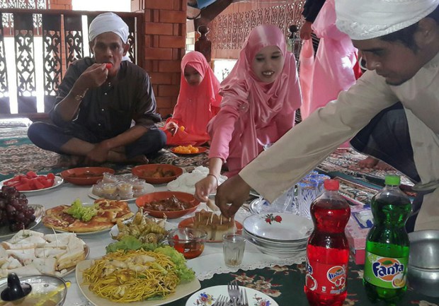 160706-Eid-slideshow-3.jpg