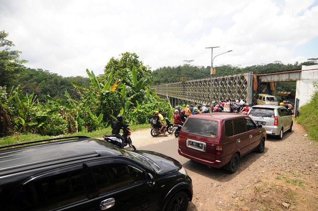 CIRAHONG02.JPG