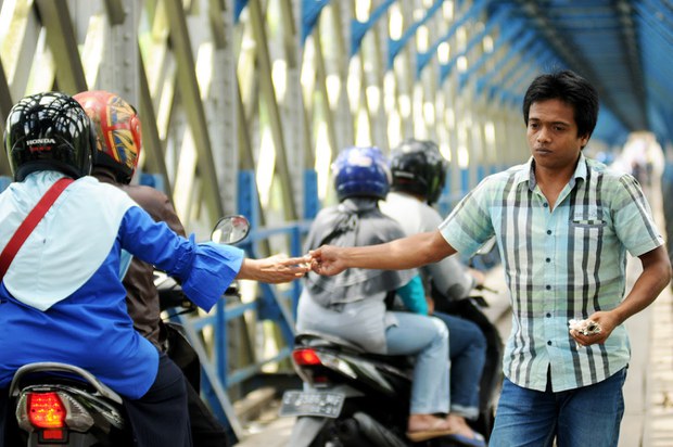 CIRAHONG05.JPG