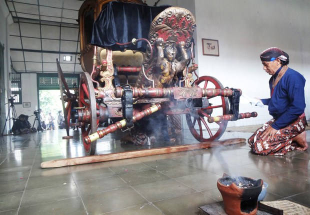 Kereta-Kencana-6.jpg