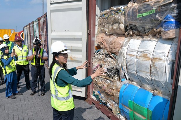 191125-MY-minister-trash-1000.jpg 191125-MY-minister-trash-1000.jpg
