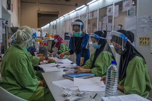 Doktor Berstatus Kontrak di Malaysia Akan Teruskan Rancangan Mogok Doktor Berstatus Kontrak di Malaysia Akan Teruskan Rancangan Mogok