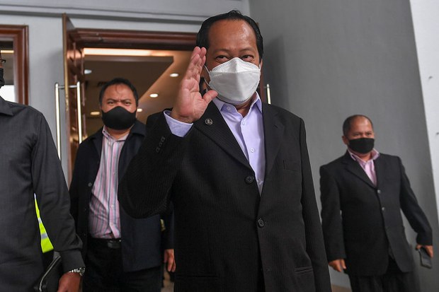 Mahkamah Malaysia Bebas Setiausaha Agung UMNO Dari Pertuduhan Jenayah Berkait 1MDB Mahkamah Malaysia Bebas Setiausaha Agung UMNO Dari Pertuduhan Jenayah Berkait 1MDB