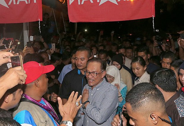 anwar620.jpeg anwar620.jpeg