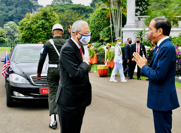 Malaysia-Indonesia Sepakat Buka Koridor Perjalanan Malaysia-Indonesia Sepakat Buka Koridor Perjalanan