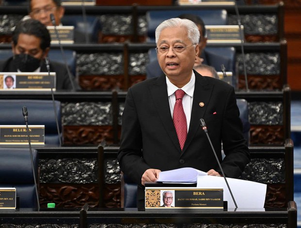 PENJELASAN: Skandal dana 'Keluarga Malaysia', kaitannya dengan bekas PM Ismail Sabri PENJELASAN: Skandal dana 'Keluarga Malaysia', kaitannya dengan bekas PM Ismail Sabri