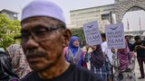 Warga Net Malaysia Pertikai Poster JAKIM Berkaitan Larangan Hina Sultan