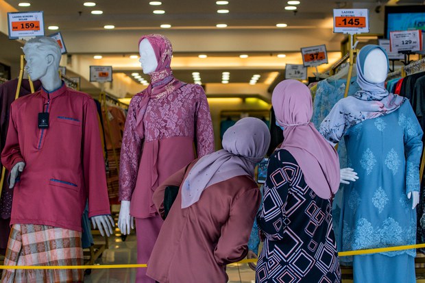 Malaysia Tidak Punya Rancangan Haramkan Perkahwinan Bawah Umur Malaysia Tidak Punya Rancangan Haramkan Perkahwinan Bawah Umur