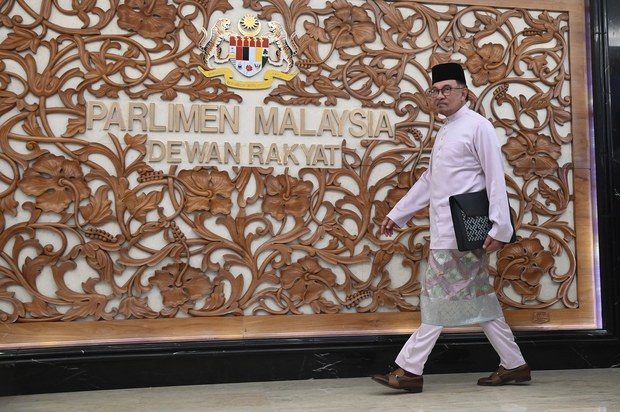 Henti kritik keputusan Lembaga Pengampunan, kata PM Anwar Henti kritik keputusan Lembaga Pengampunan, kata PM Anwar